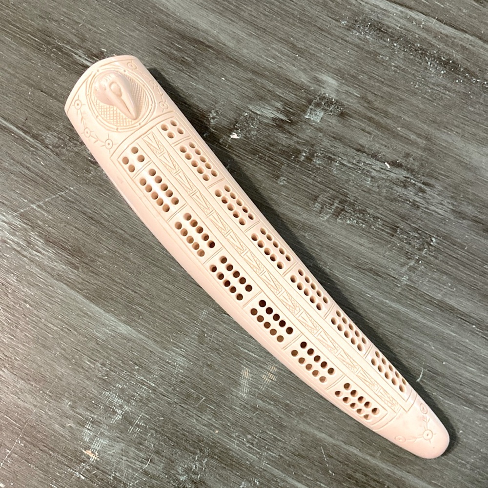 Replica 1700’s Sailors Walrus Faux Ivory Tusk Carved Cribbage Game Board